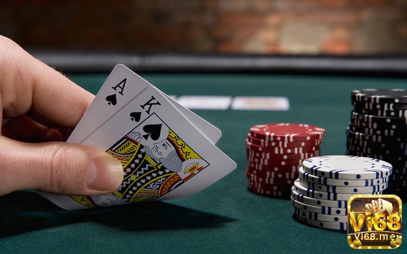 Cách chơi poker bịp: Hành động trước